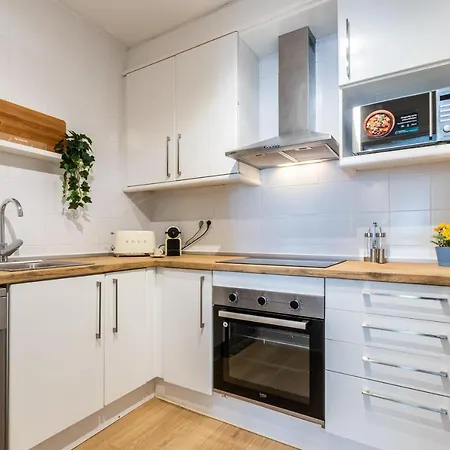 Exclusive Barcelona 4 Personas Torrella Apartment Terrassa